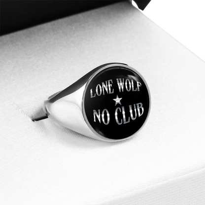 "LONE WOLF NO CLUB" SIGNET RING